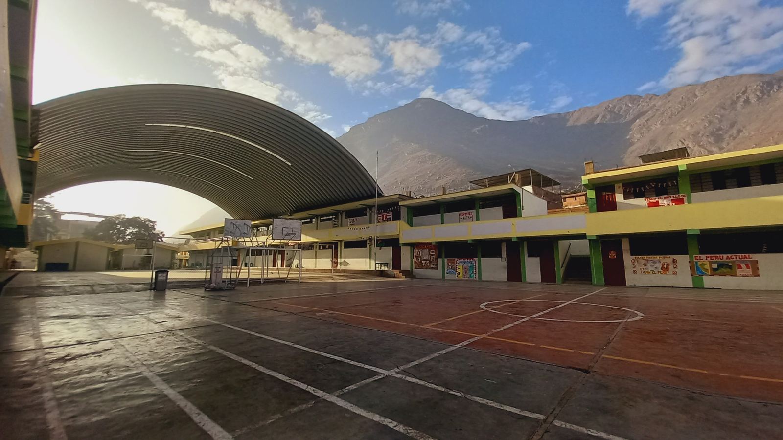 Remodelación de la I.E. Santa Rosa de Yangas